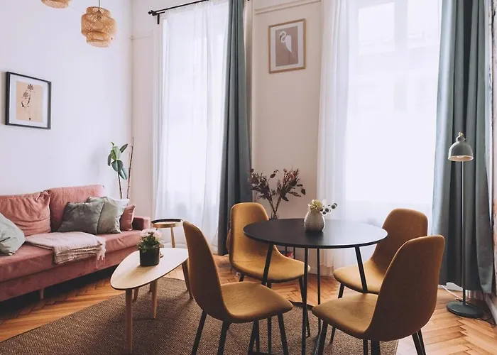 Downtown Luxe & Stylish 아파트 부다페스트